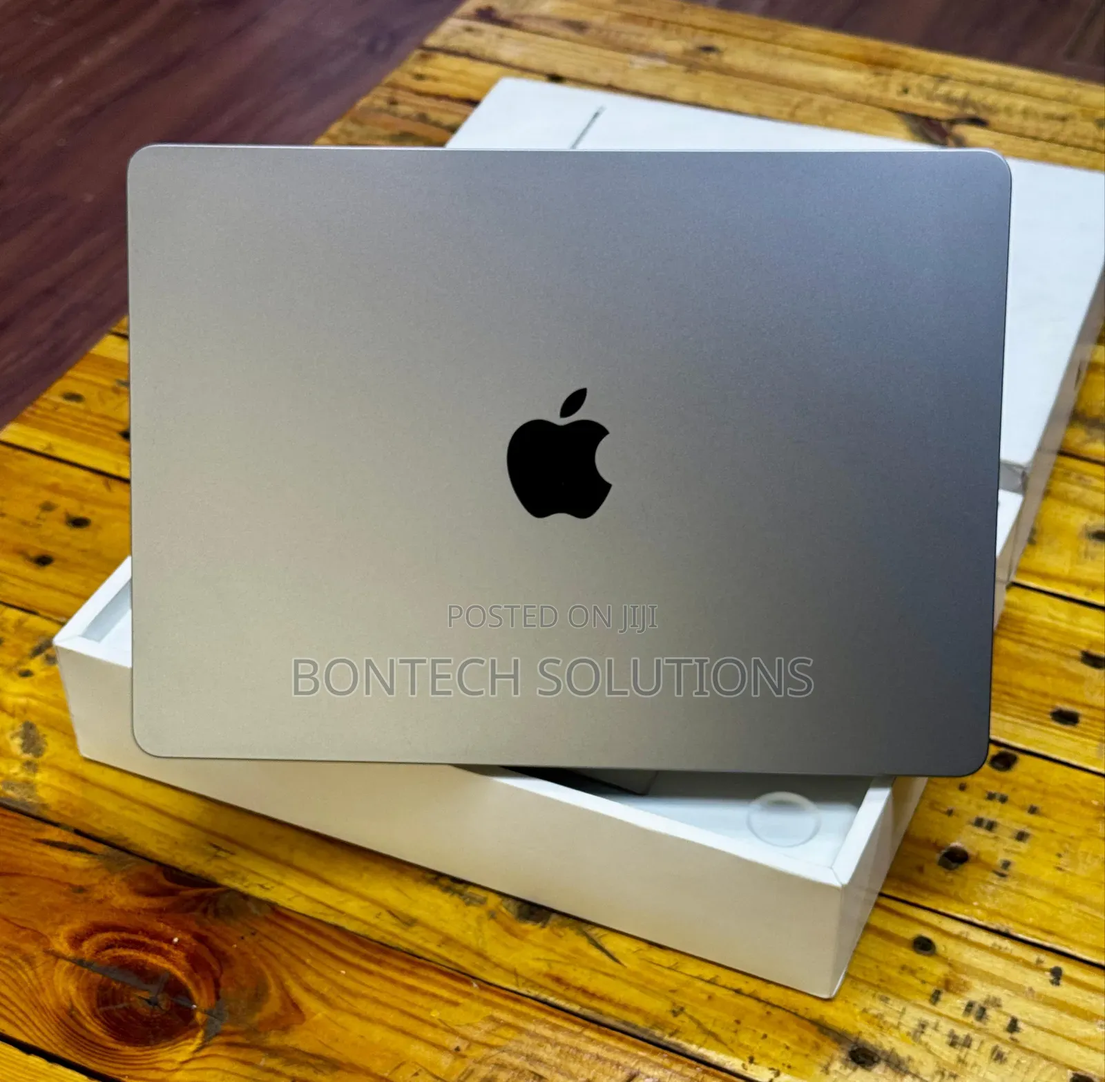 Laptop Apple MacBook Pro 2023 M2 16GB Intel Core I5 SSD 512GB