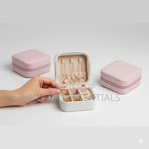 Portable Mini Travel Jewelry Box Organizer Case for Rings Earrings