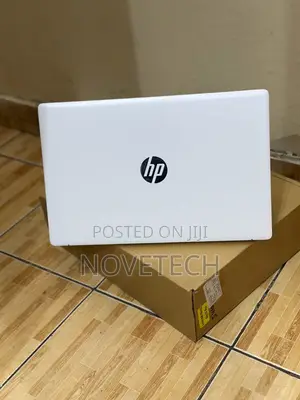 New Laptop HP 17-3000 8GB Intel Core I7 SSD 512GB