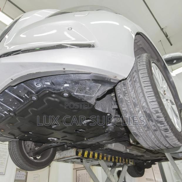 Under Engine Sump Guard - Volvo V40 - thumbnail 4
