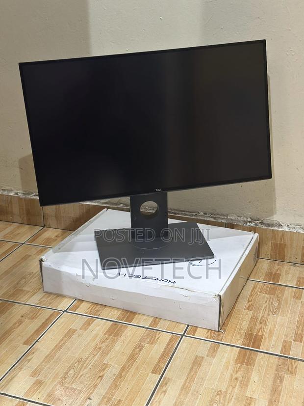 Dell Ultrasharp U2520d 25-Inch Monitor