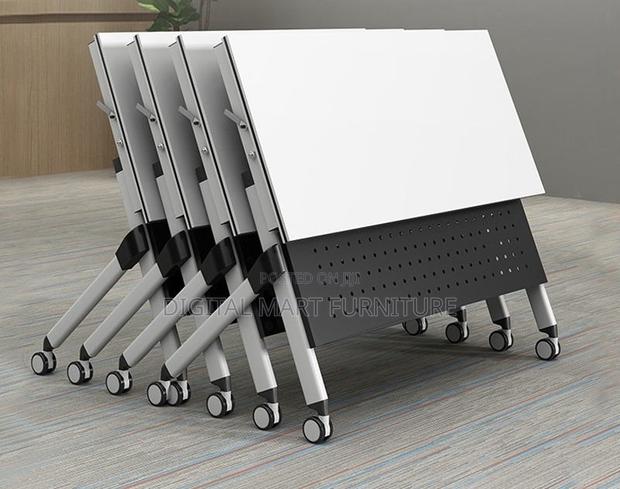 White Craft Foldable Employees Table