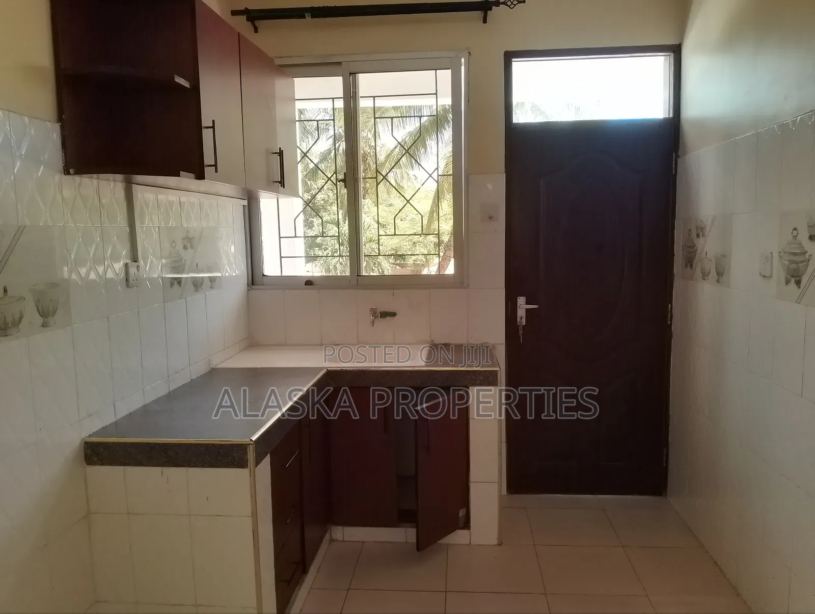 3bdrm Apartment in Nyali Estate for rent