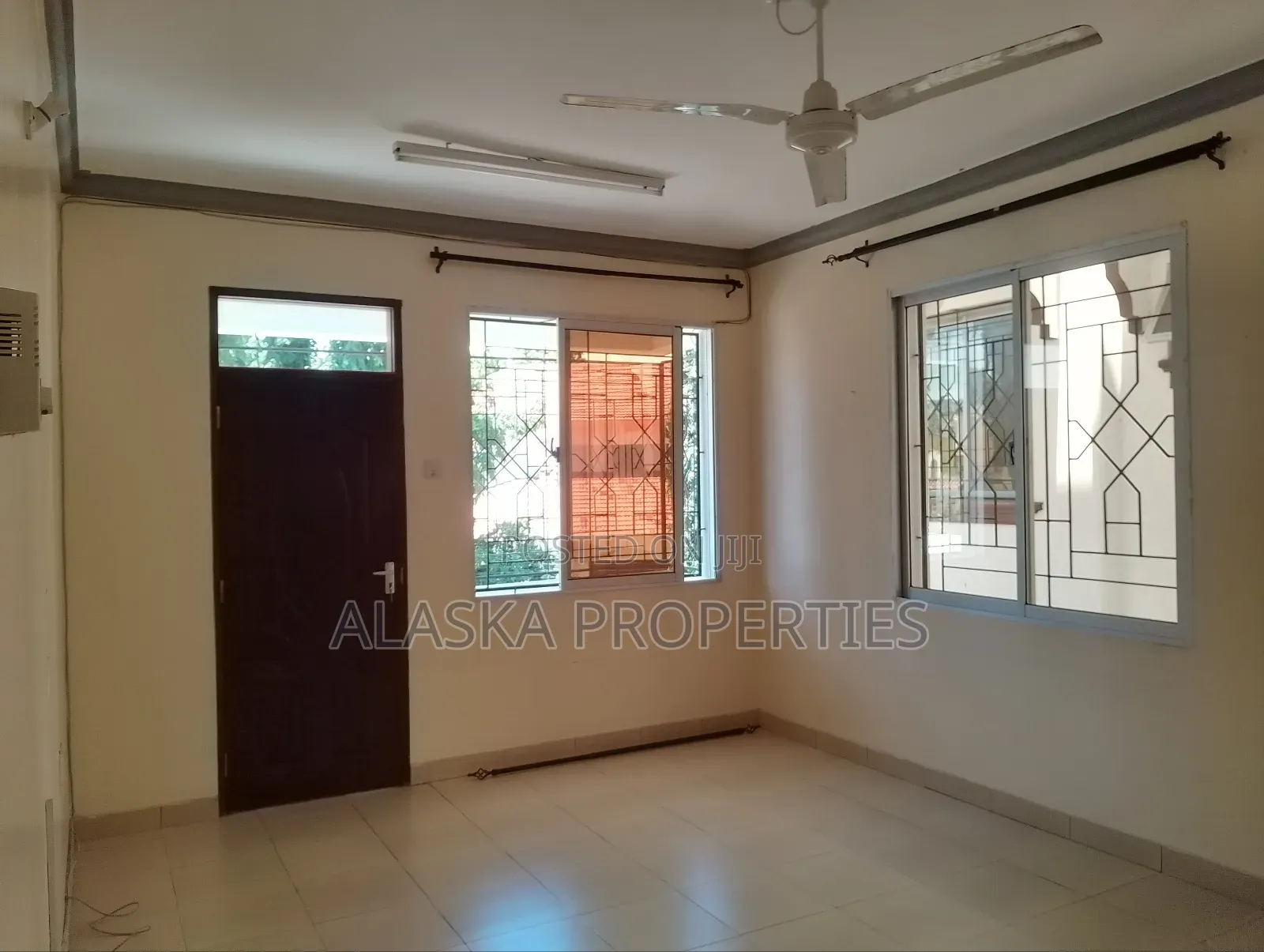 3bdrm Apartment in Nyali Estate for rent