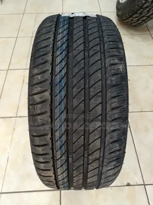 235/40r19 Zextour Premium Tyres – High-Speed Stability