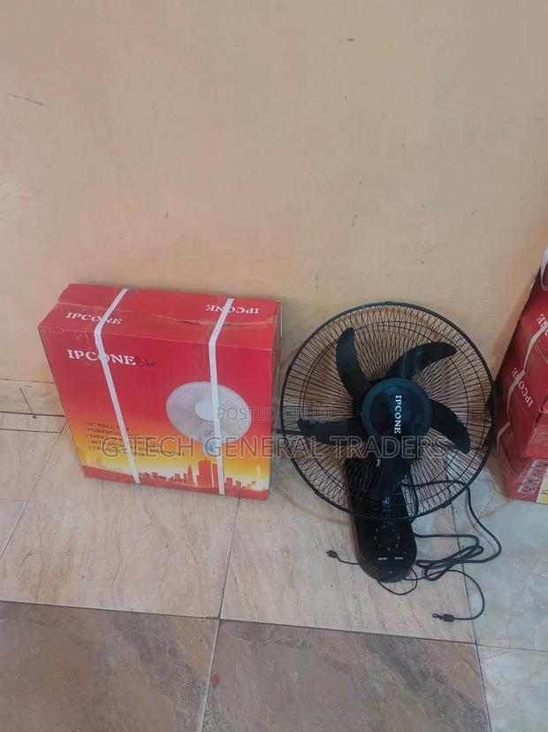 Ipcone Heavy 5 Blade Wall Fan Black - main view