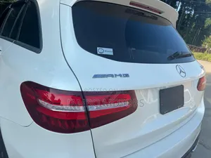 Mercedes-Benz GLC-Class 2019 White