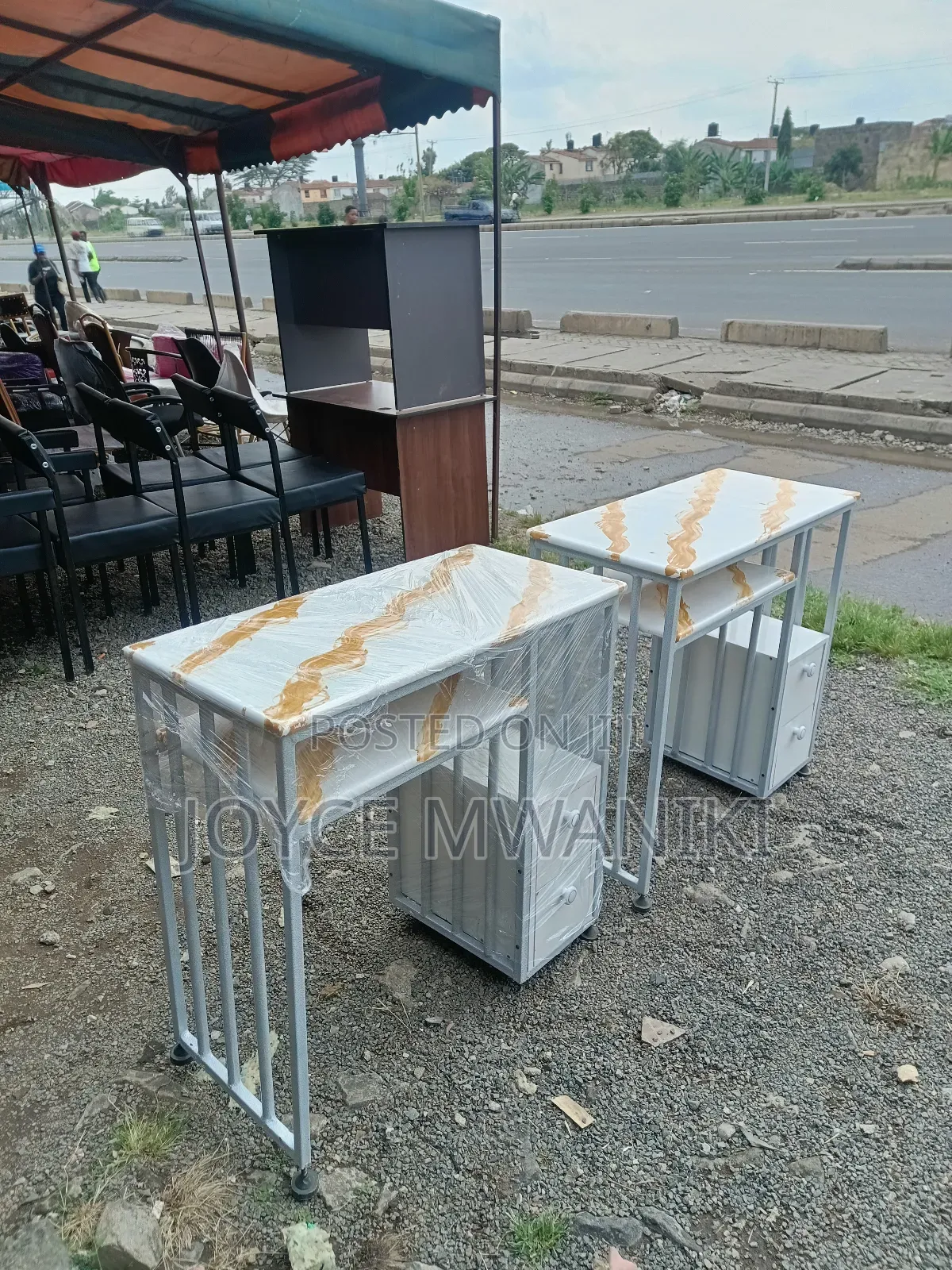 Marble White and Gold Manicure Table 
