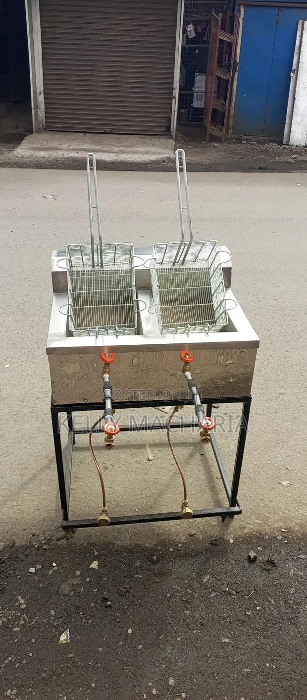 Dual Gas Fryer - thumbnail 2