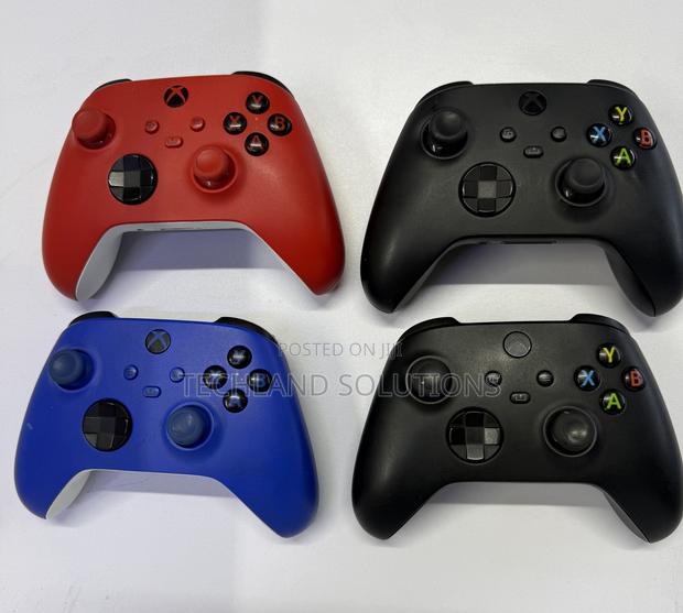 Certified Original Xbox Series S/X Controller - thumbnail 3