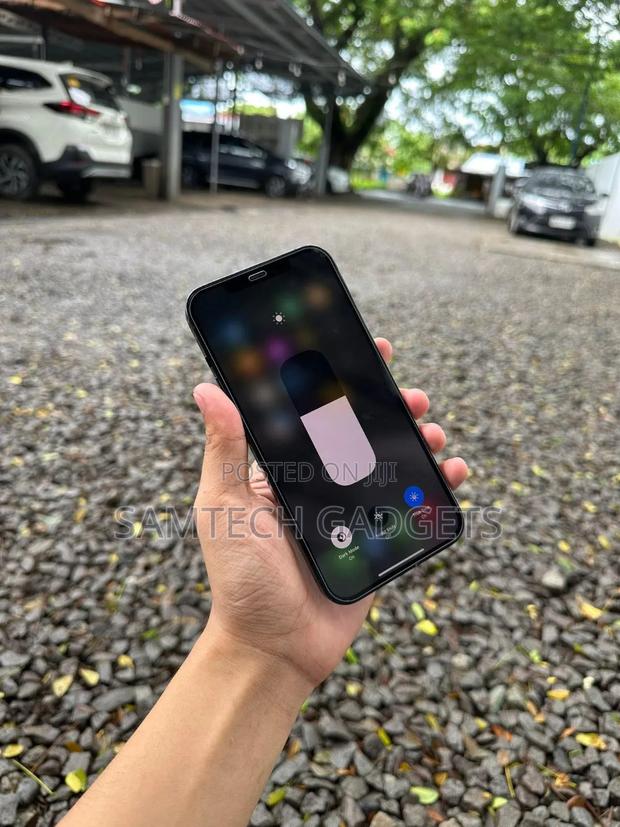 Apple iPhone 13 Pro 128 GB Blue - thumbnail 3