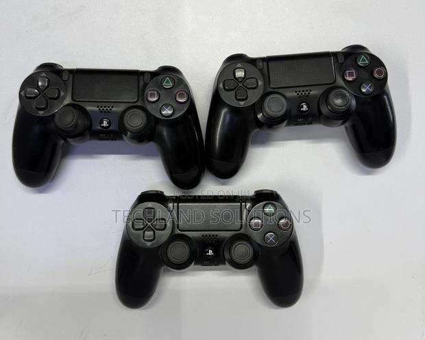Certified Original Ps4 Ex Uk Controllers - main view