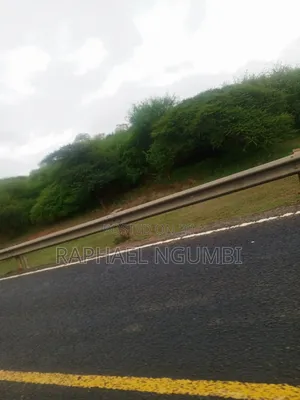 18 Acres at Wamunyu Touching Tarmac and 350metres From Athi River.