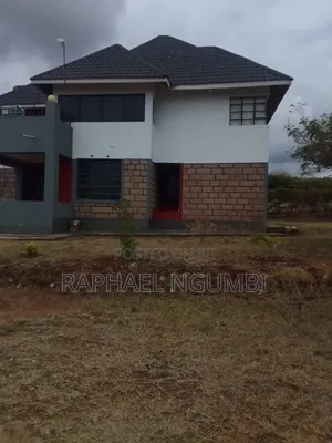 5 Bedroom Mansion on a One Acre Touching Machakos Mombasa Road