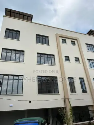 4bdrm House in Membley Estate for rent