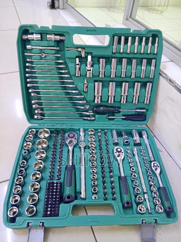 216-Piece Socket Ratchet Tool Set
