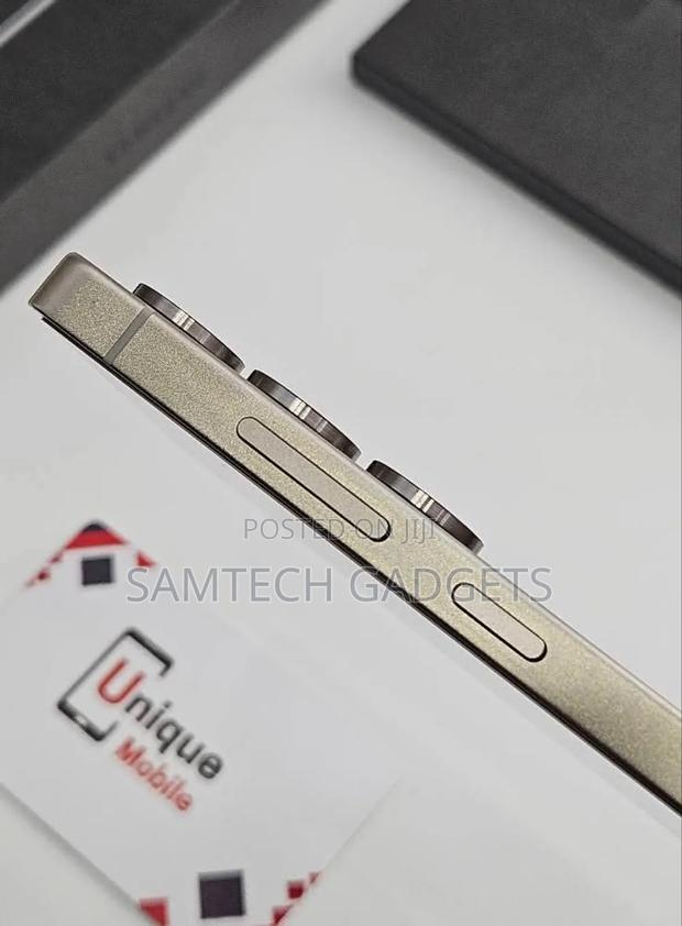 New Samsung Galaxy S25 Ultra 256 GB Gold - thumbnail 5