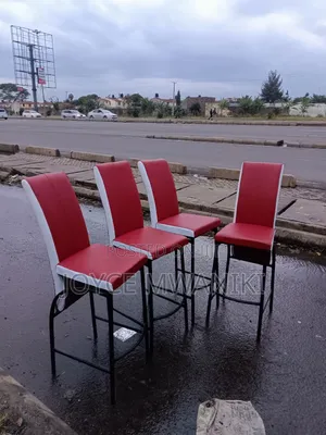 High Bar Red and White, Executive Chairs 