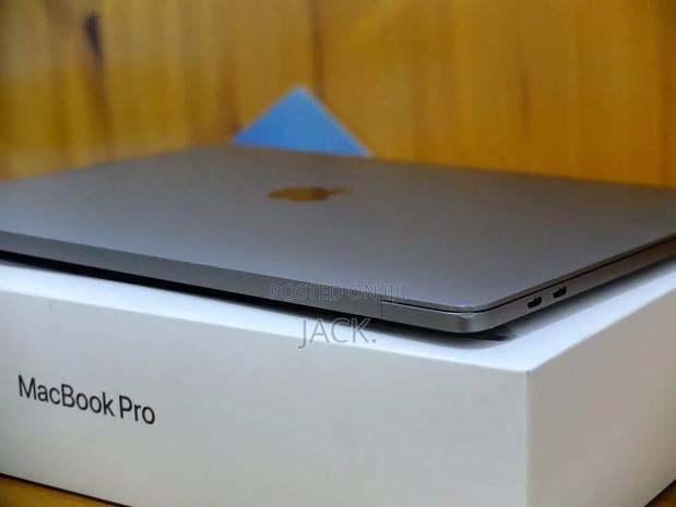 Laptop Apple MacBook Pro 2022 M2 8GB Apple M2 SSD 256GB - thumbnail 4