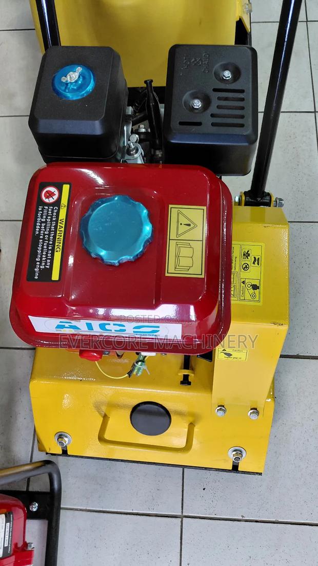 Aico Japan 90kg Heavy Duty Plate Compactor Machine. - thumbnail 4