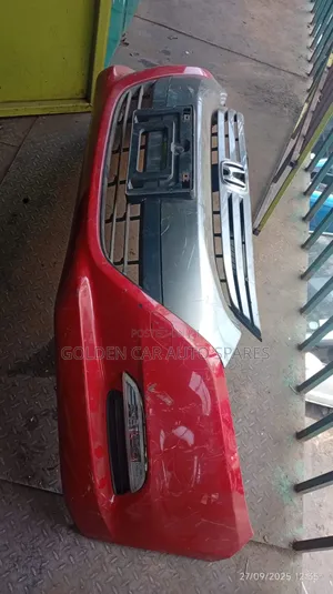 Honda Insight Front Bumper