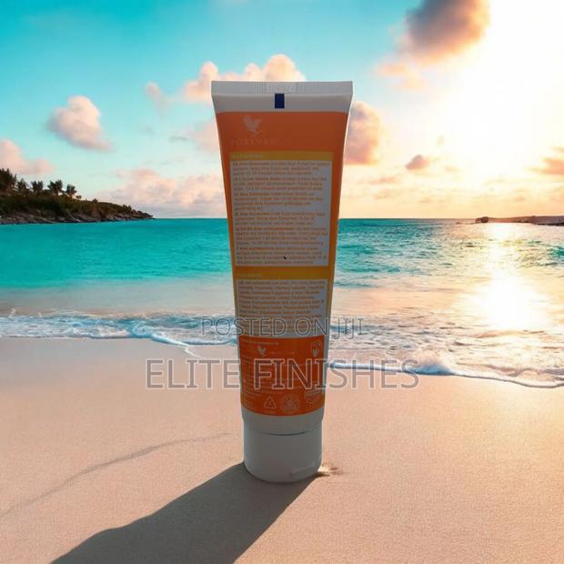 Aloe Sunscreen - thumbnail 3