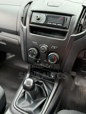 Isuzu D-MAX 2019 Silver