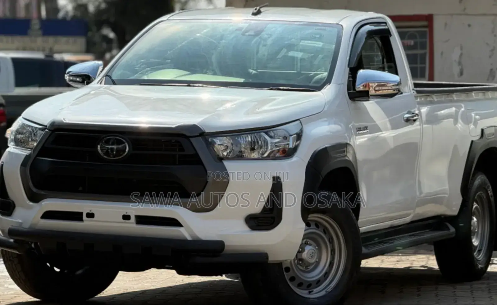 Toyota Hilux 2021 White