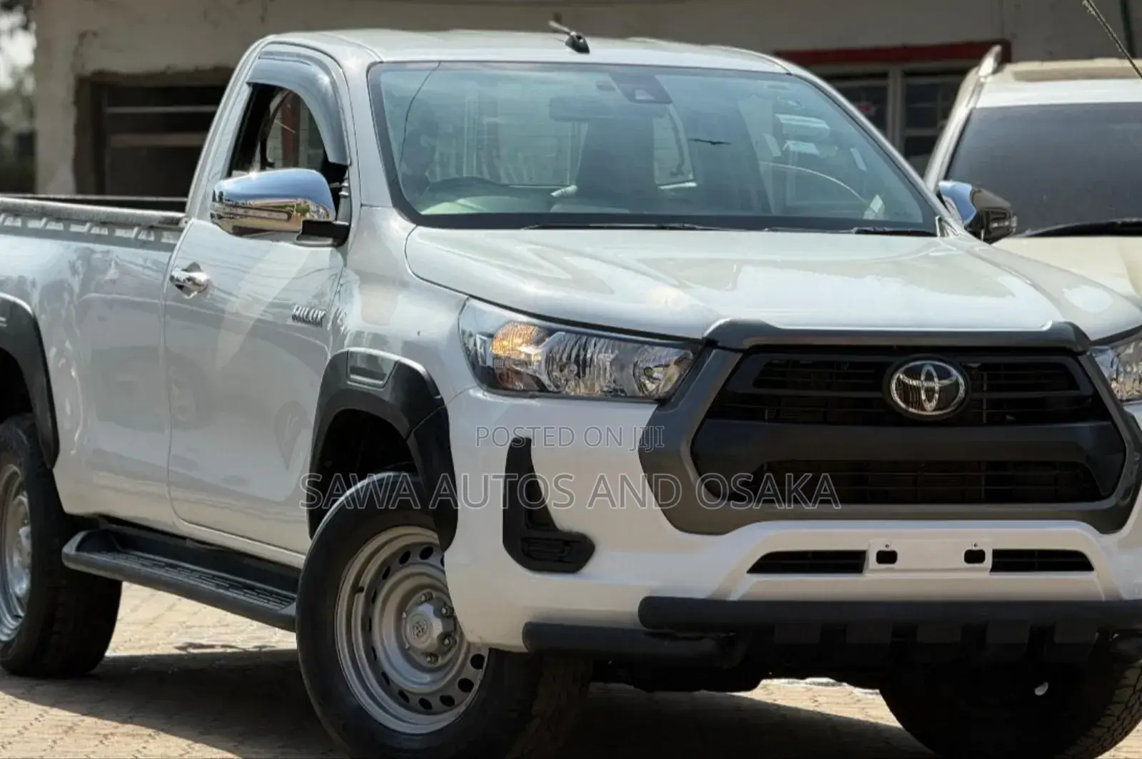 Toyota Hilux 2021 White