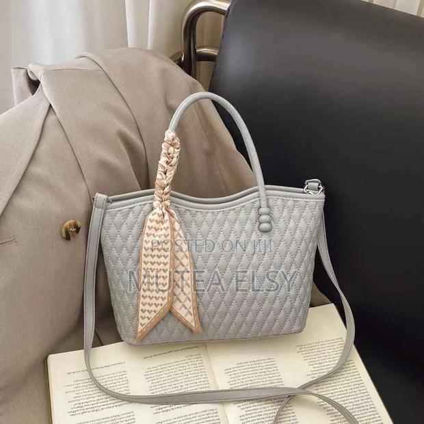 Black,White,Brawn,Beige Checked Ladies Sling/Shoulder Bags - thumbnail 3