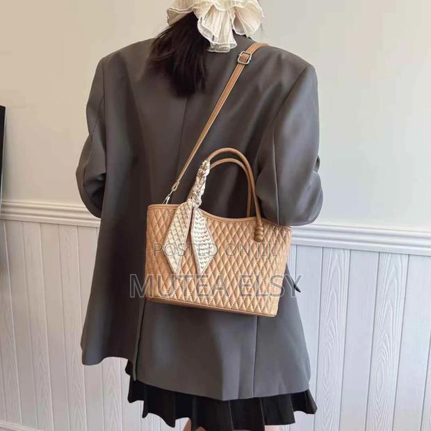 Black,White,Brawn,Beige Checked Ladies Sling/Shoulder Bags - thumbnail 7