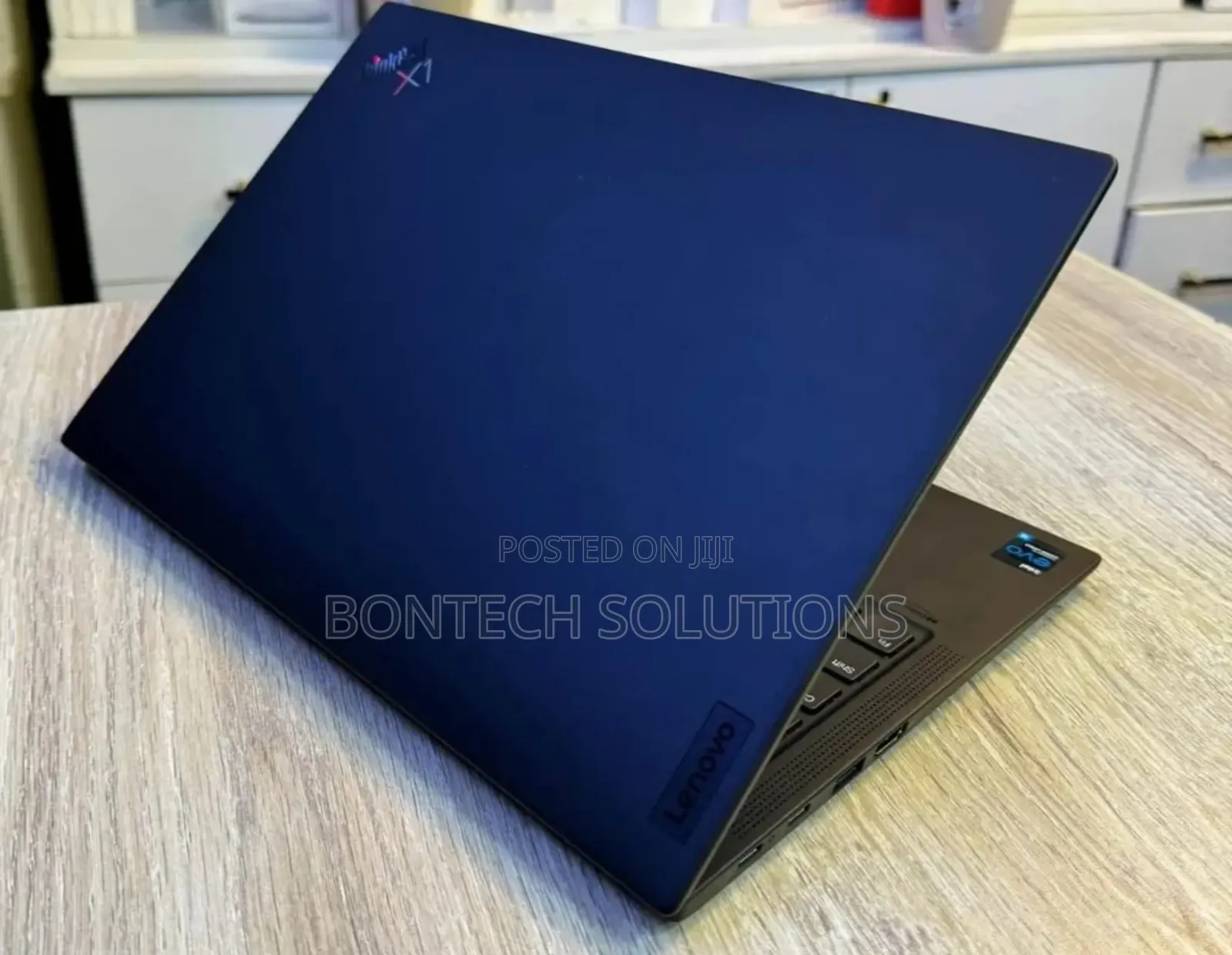 Laptop Lenovo ThinkPad X1 Yoga Gen 8 16GB Intel Core I5 SSD 512GB