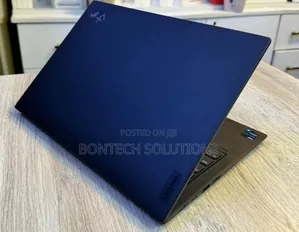 Laptop Lenovo ThinkPad X1 Yoga Gen 8 16GB Intel Core I5 SSD 512GB