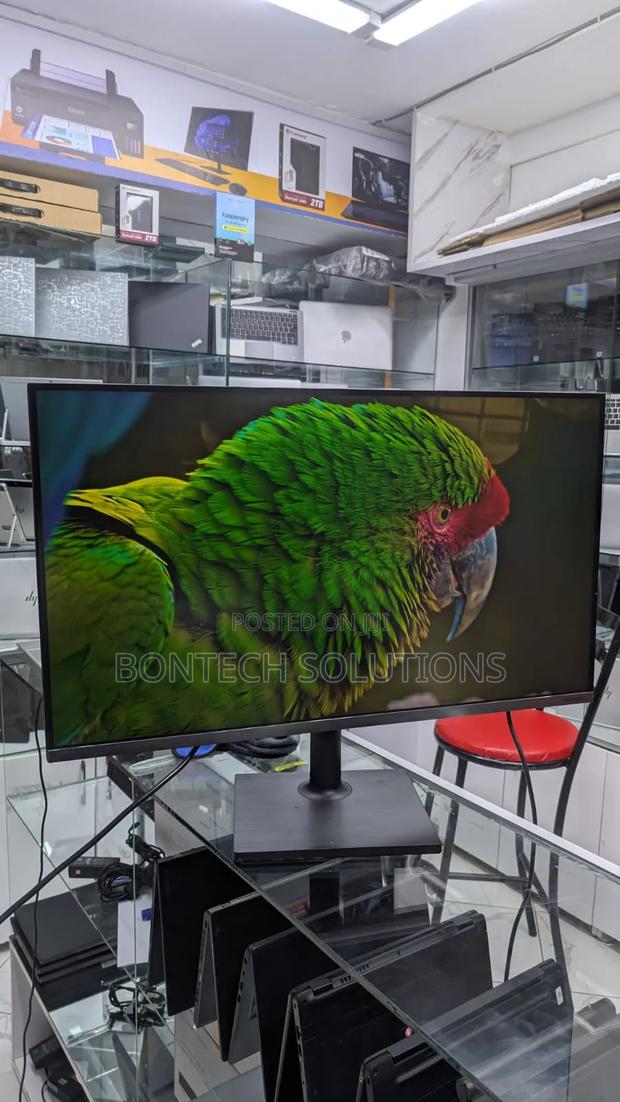 Samsung Tu87f Series 32-Inch Viewfinity Uhd Pro - main view