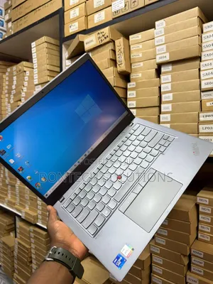 New Laptop Lenovo Thinkpad T14s Gen 2 16GB Intel Core I7 SSD 512GB