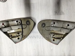 E 200 Mercedes Tail Lights - Bmw Lock Nut