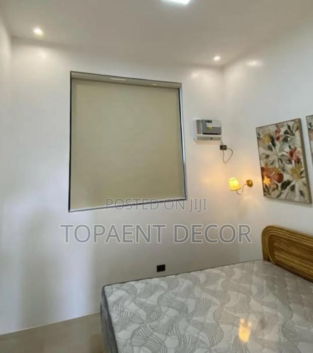 Bedroom Window Blackout Horizontal Roller Blinds - main view