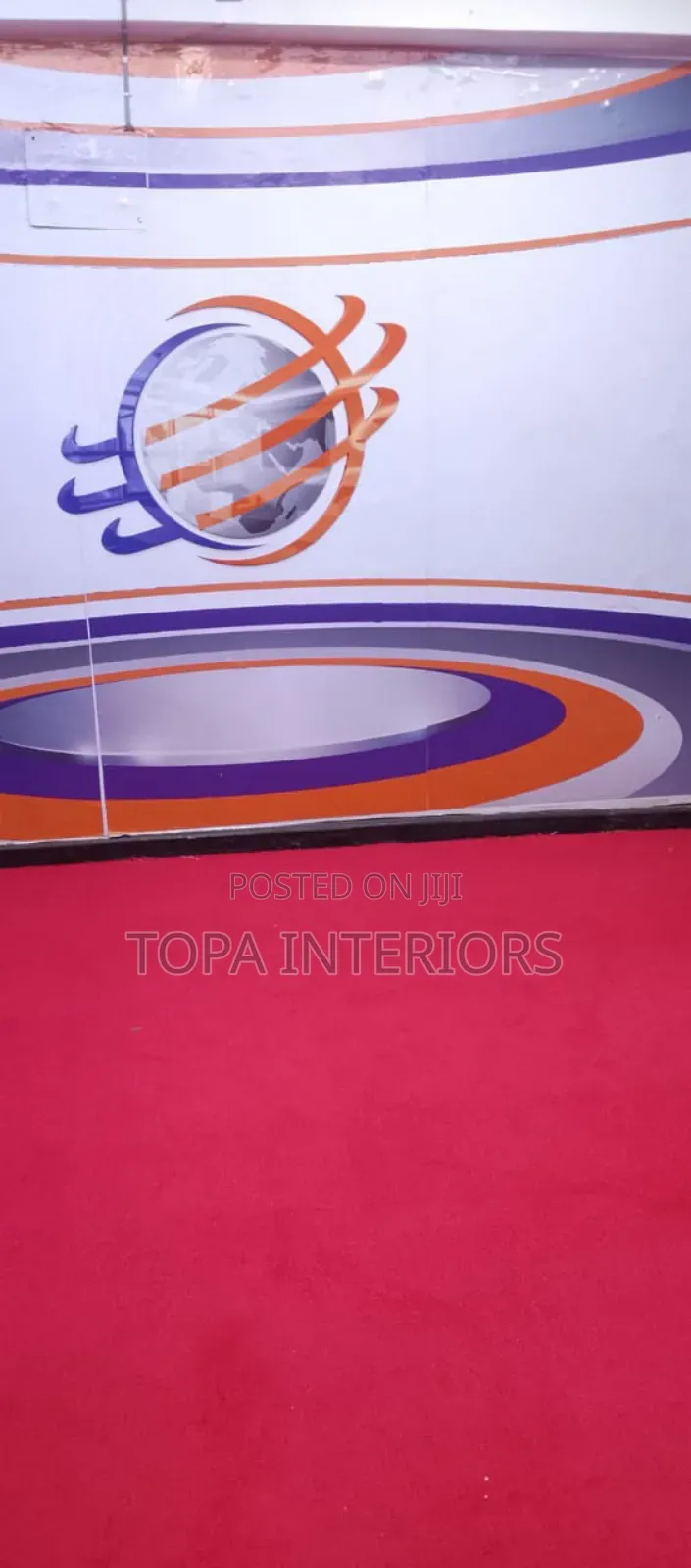 Studio Wall to Wall Red Carpets