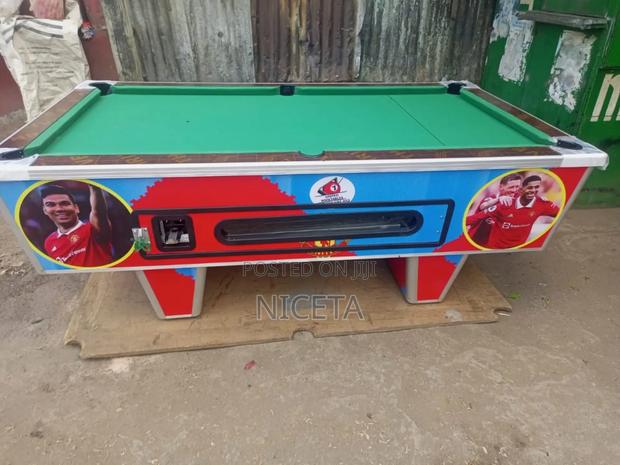 Pooltable 4*7 Marble Top - main view