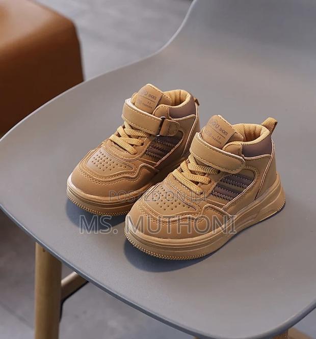 Unisex Hightop Kids Sneakers Size 21-30 - thumbnail 3