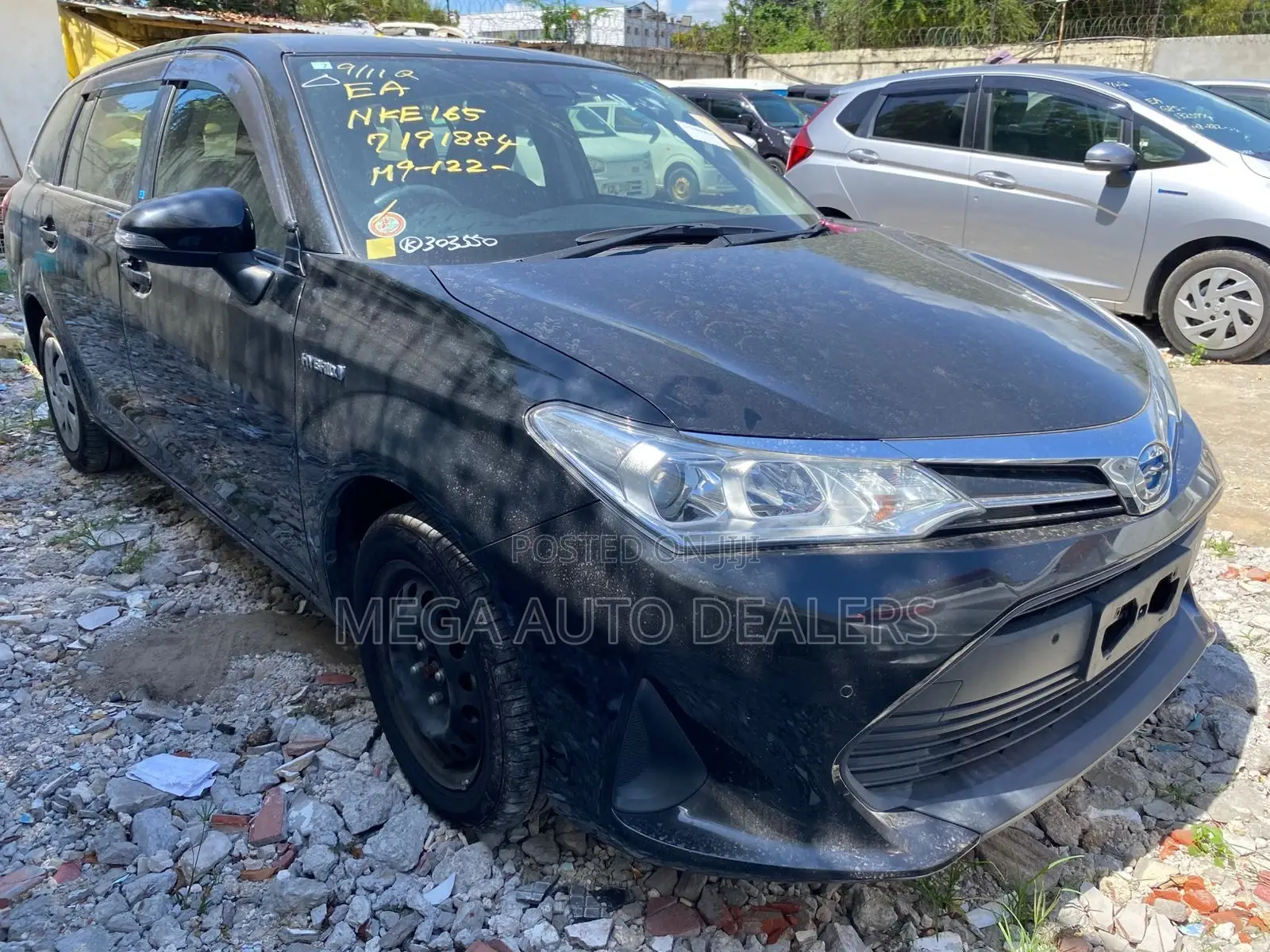 Toyota Corolla Fielder 2018 Black
