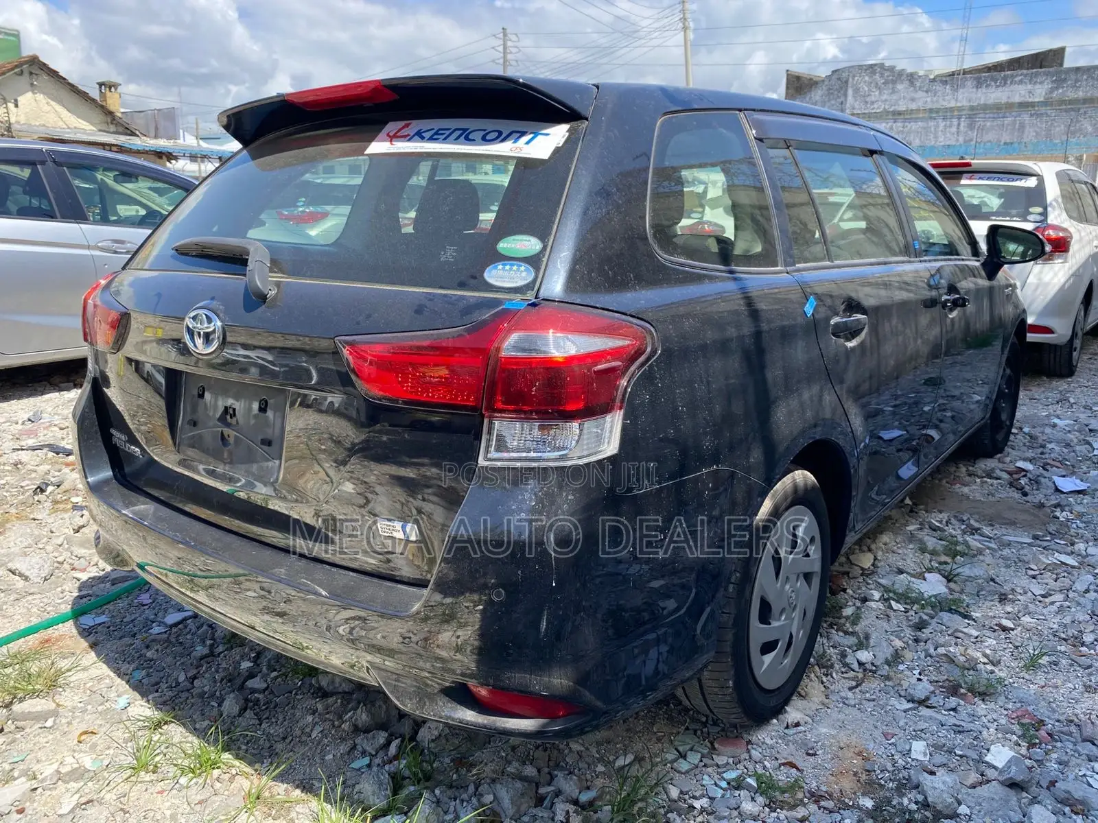 Toyota Corolla Fielder 2018 Black
