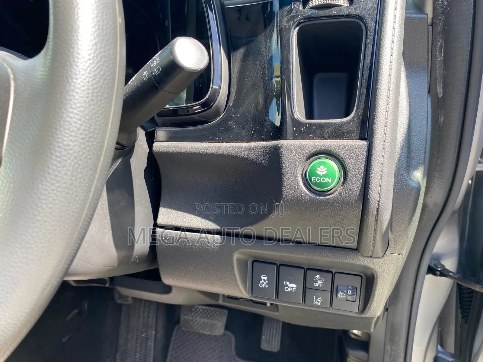 Honda Fit Shuttle 2018 Silver