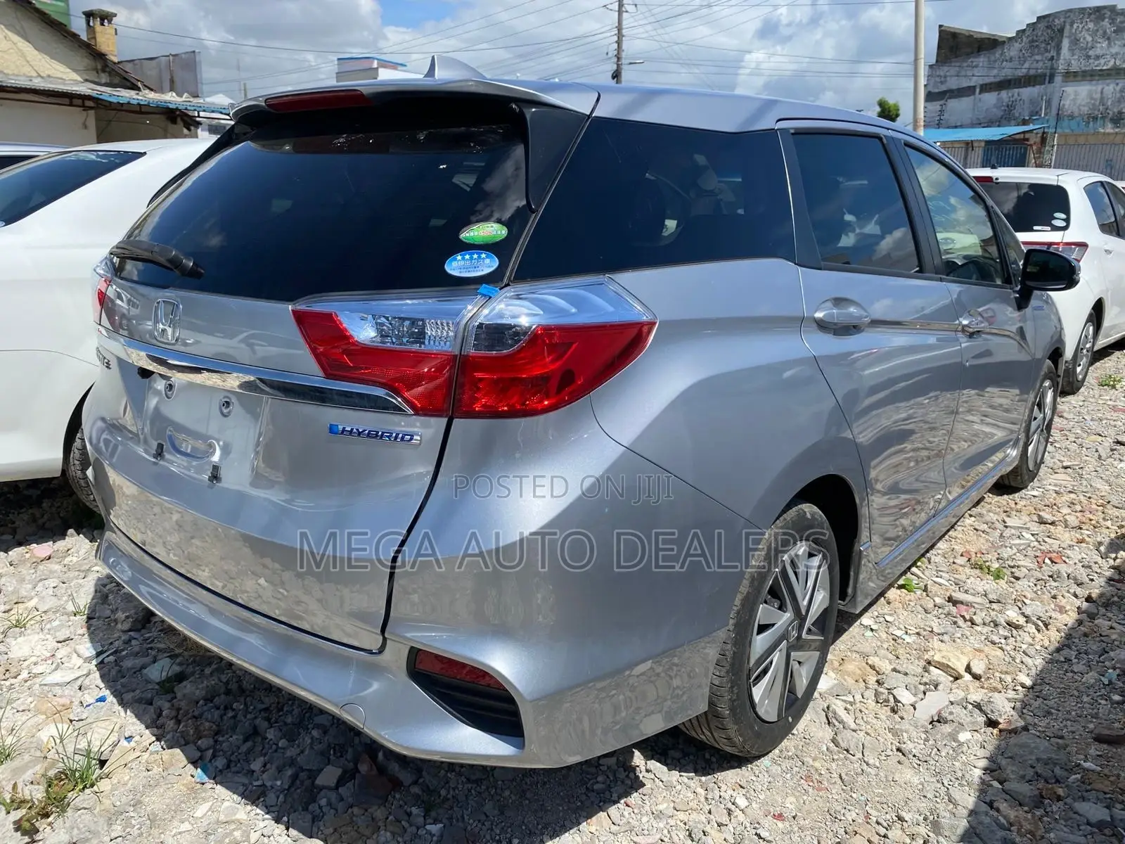 Honda Fit Shuttle 2018 Silver