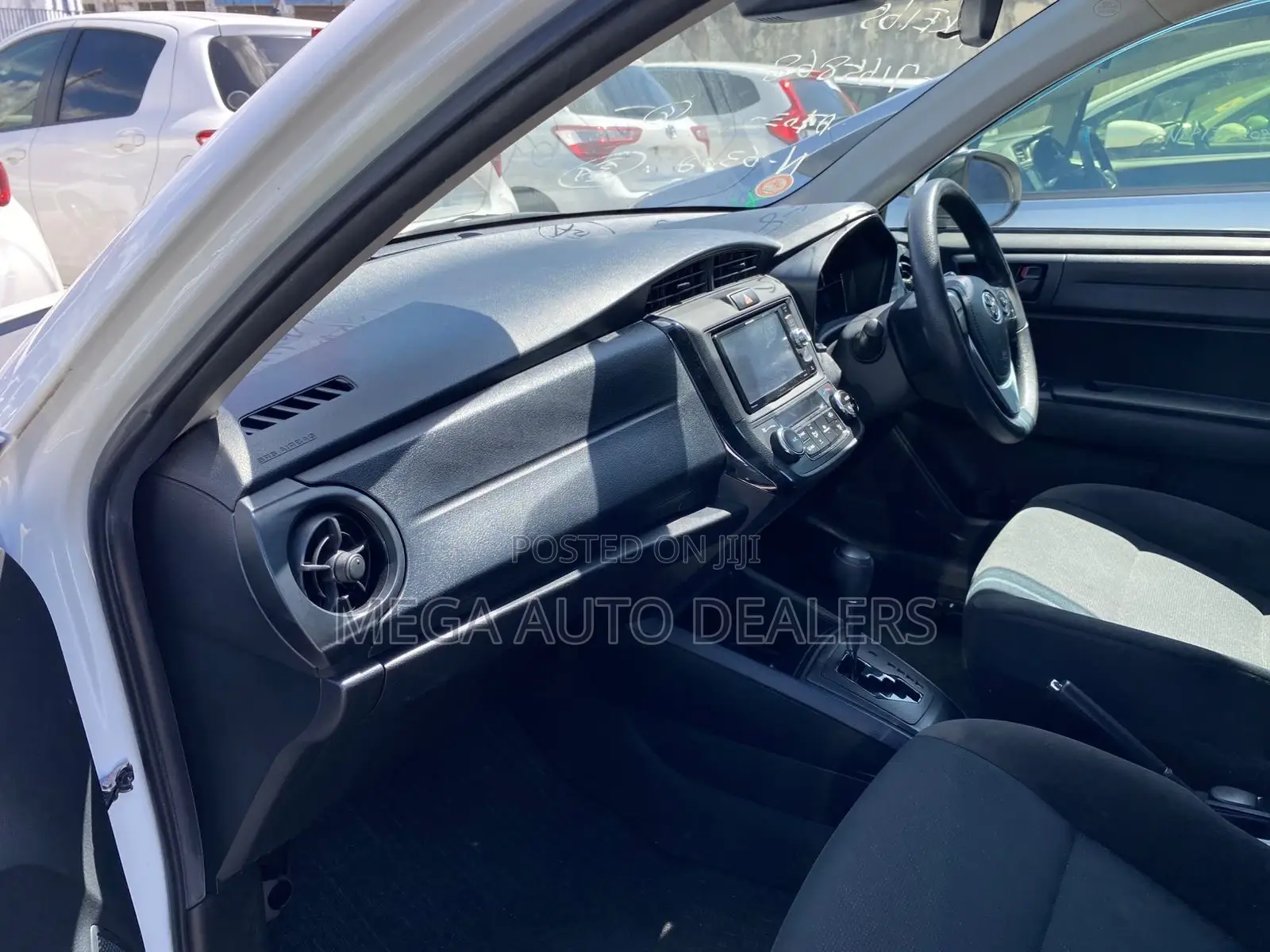 Toyota Voxy 2018