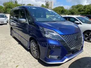 Nissan Serena 2018 Blue