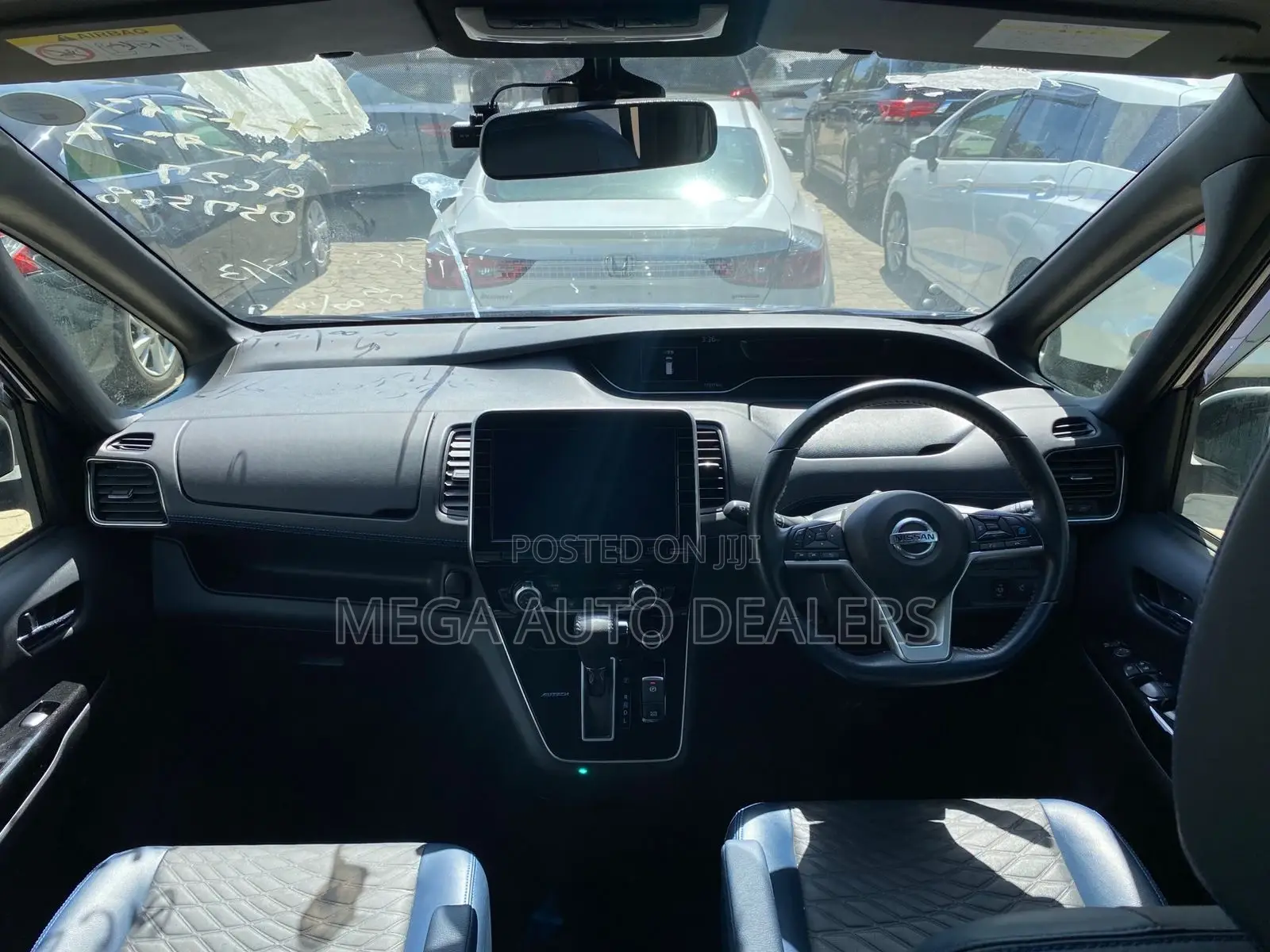 Nissan Serena 2018 Blue