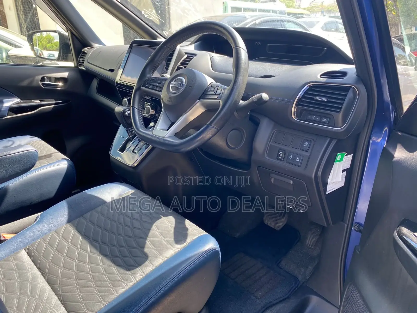 Nissan Serena 2018 Blue