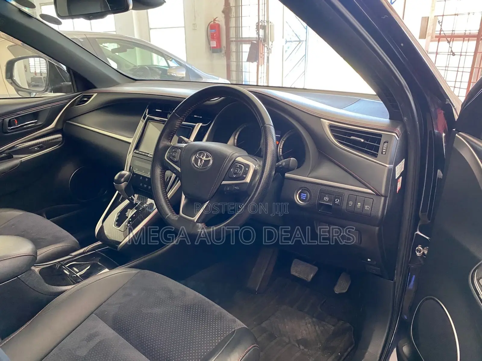 Toyota Harrier 2018 Black