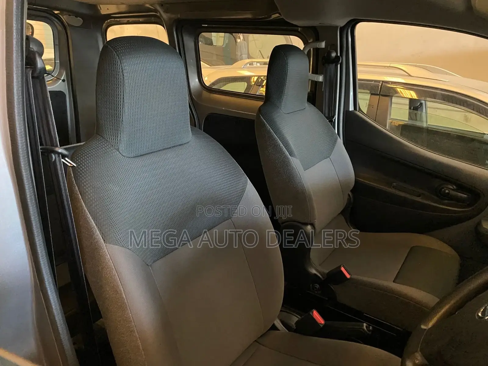 Nissan NV200 2018 Silver
